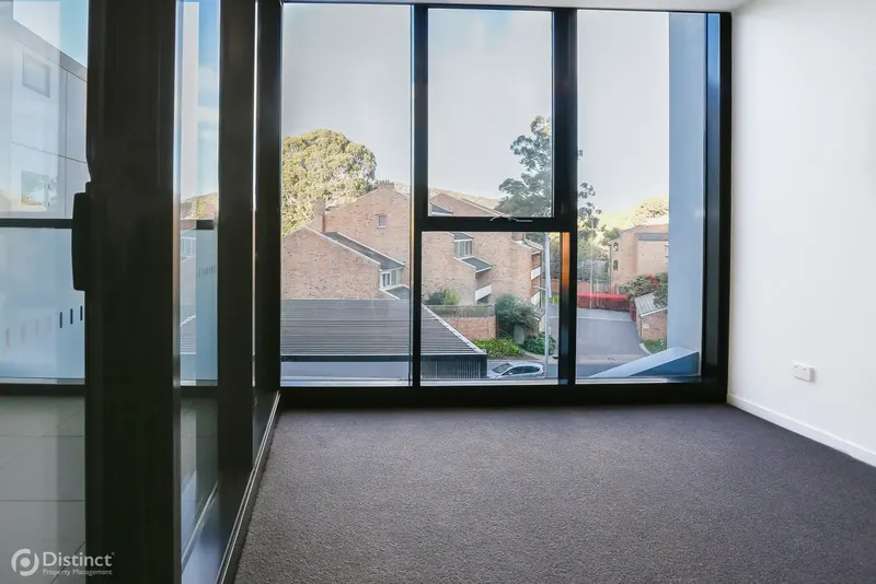 304/81 Cooyong Street, Reid, photo 8