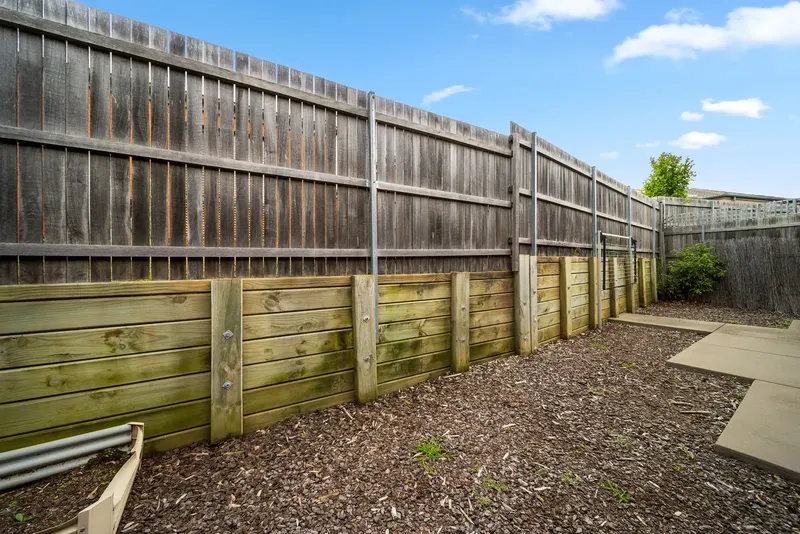 16 Phillipa Weeks Street, Watson, photo 14