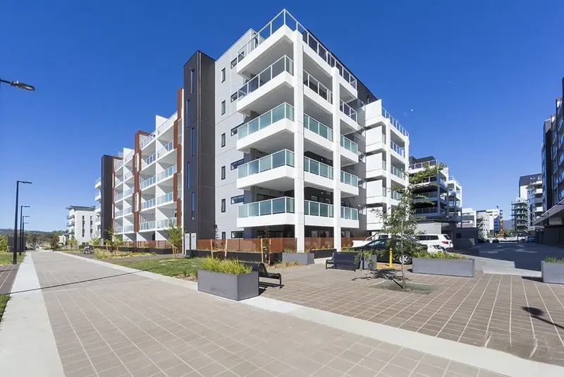 167/8 Limburg Way, Greenway