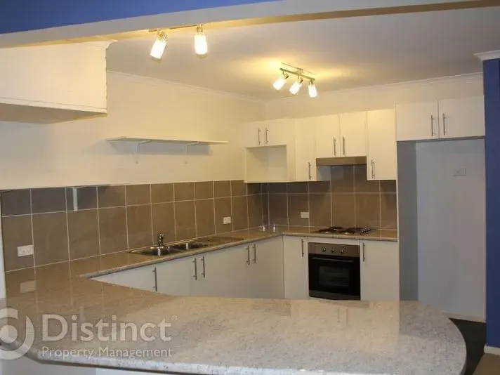 29/42 Jerrabomberra Avenue, Narrabundah, photo 5