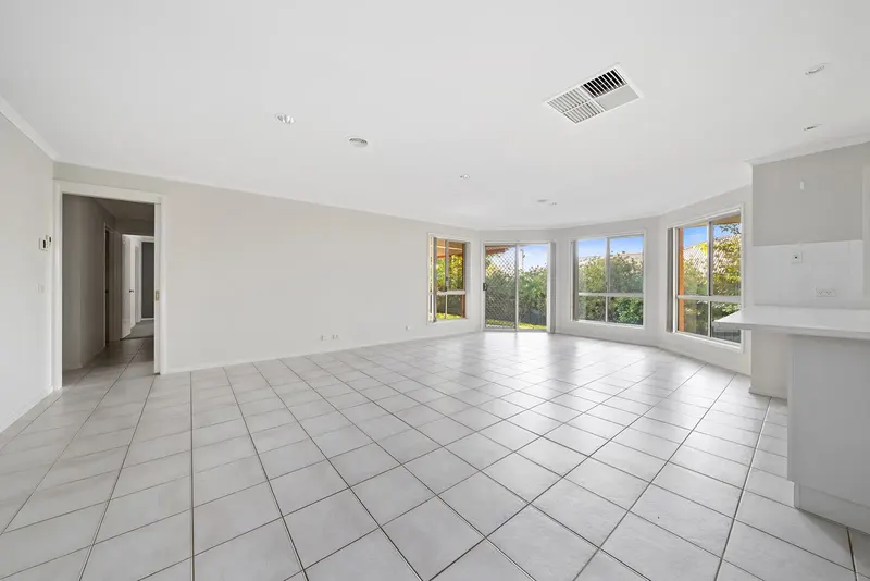 29 Burrendong Street, Duffy, photo 3
