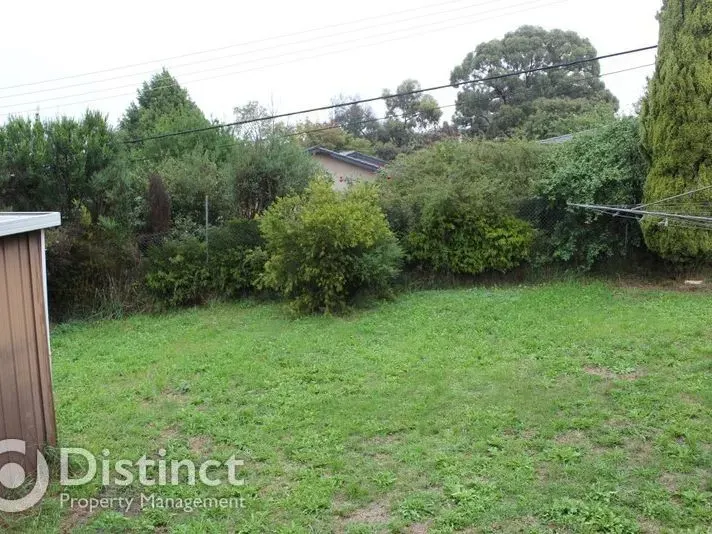 76 Chuculba Crescent, Giralang, photo 11