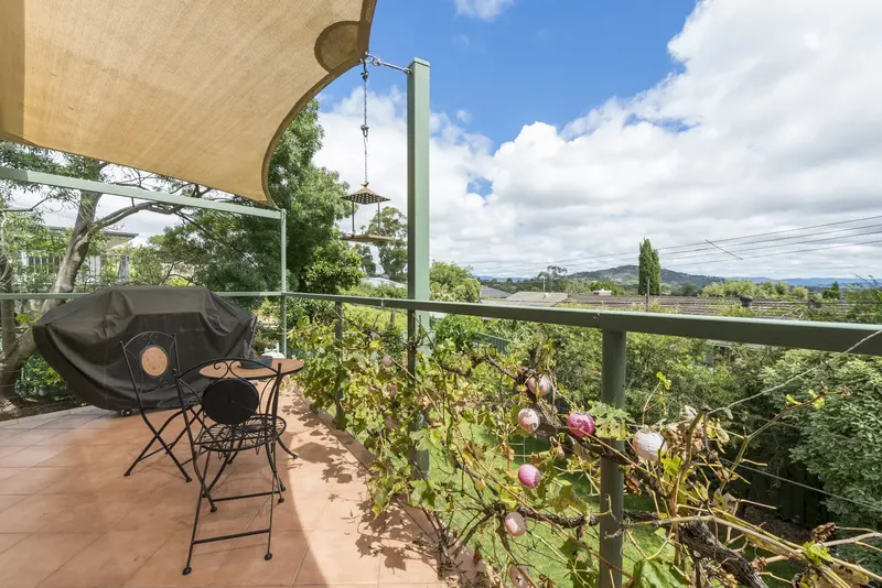 44 Hawkesbury Crescent, Farrer, photo 16
