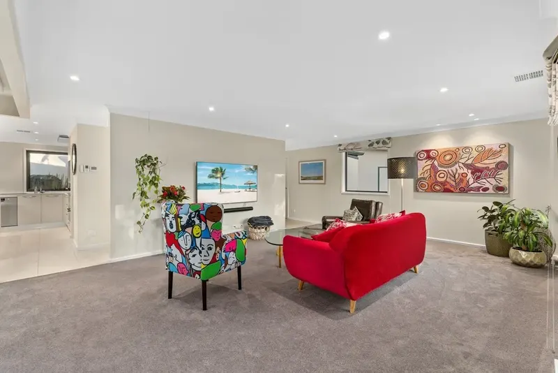 58 Carstensz Street, Griffith, photo 6