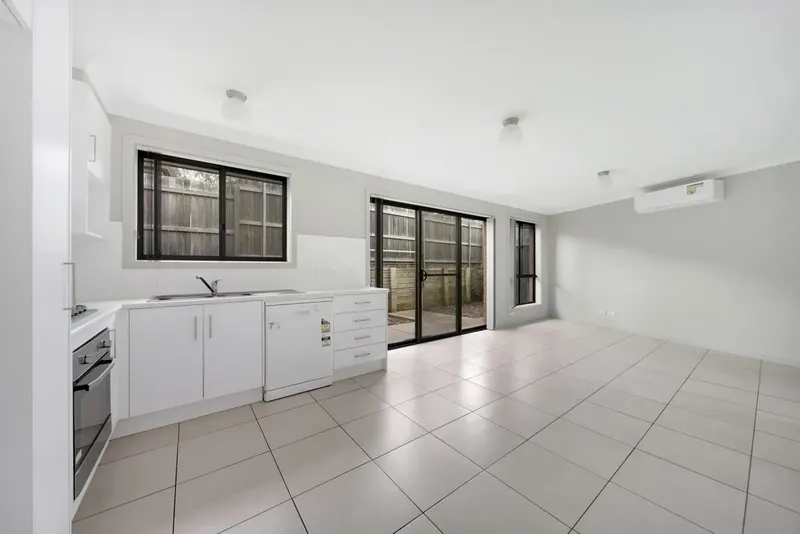 16 Phillipa Weeks Street, Watson, photo 4