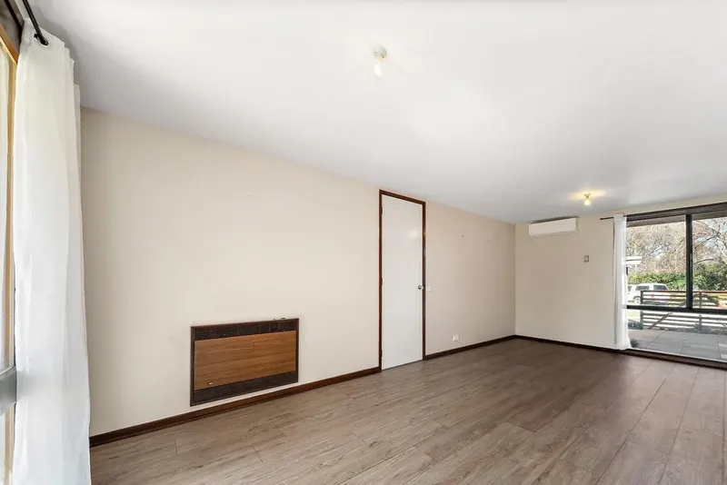 4 Cumbrae Place, Kambah, photo 4