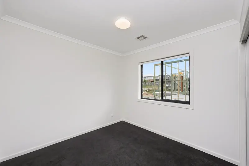 56 Zealie Bend, Googong, photo 11