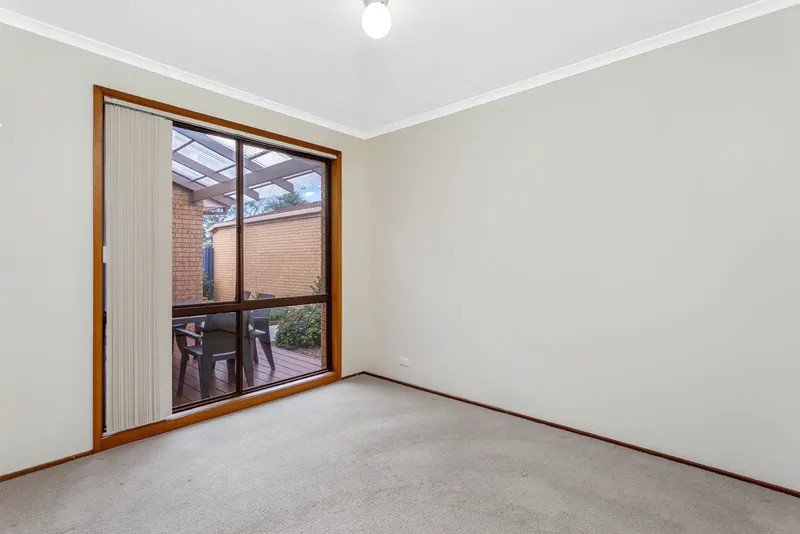10 Enright Crescent, Florey ACT 2615, photo 9