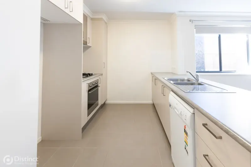 38 Yerradhang Street, Ngunnawal, photo 2