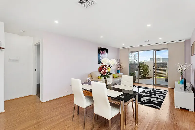 47/25 John Gorton Drive, Wright, photo 4
