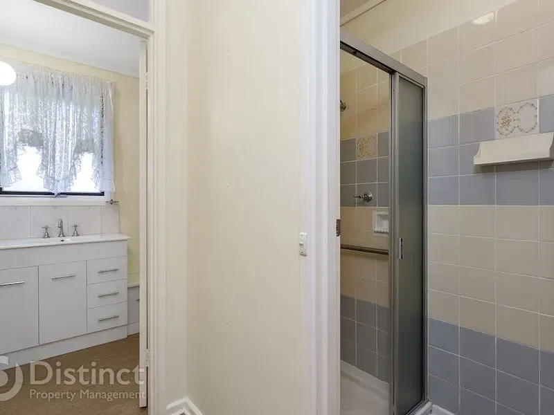 10 Bendigo Street, Fisher, photo 8