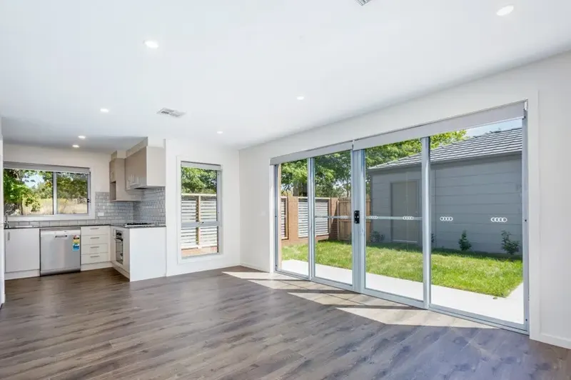 27/24 Railway Street, Oaks Estate, photo 3
