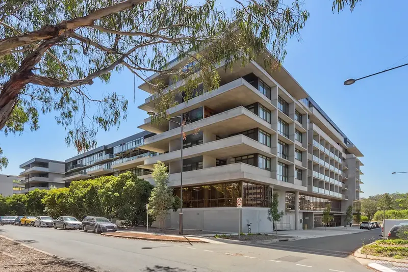 225/20 Anzac Park, Campbell