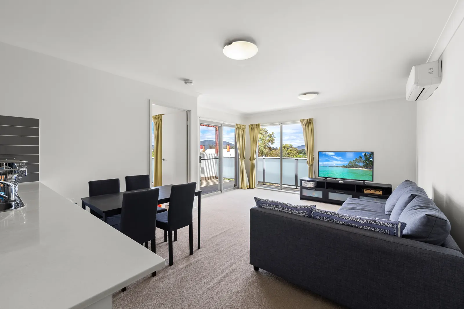 85/11 Wimmera Street, Harrison, photo 1