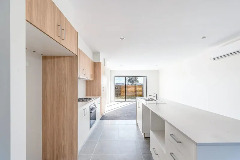 2/14B Rosenberg Street, Throsby ACT 2914, photo 5