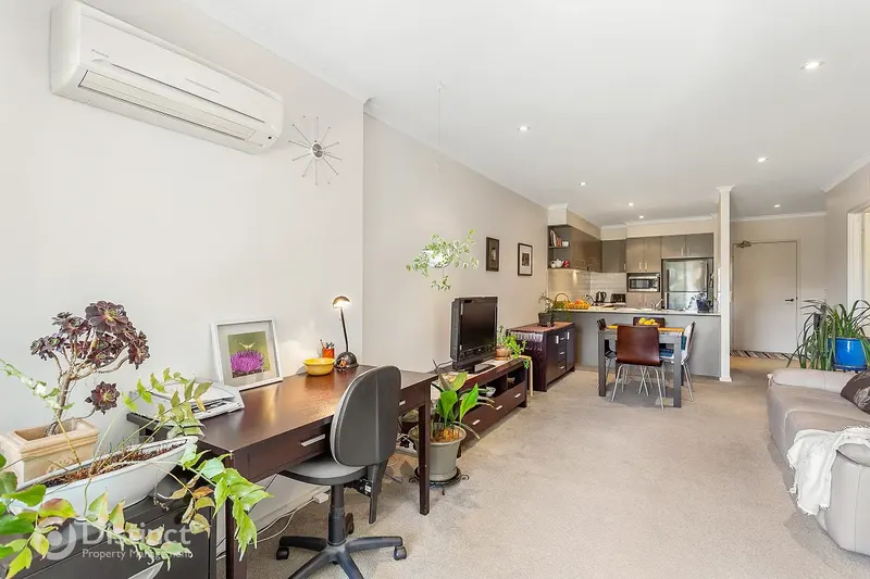 4/7 Coolac Place, Braddon, photo 6