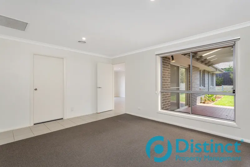 19 Bott Crescent, Casey, photo 5