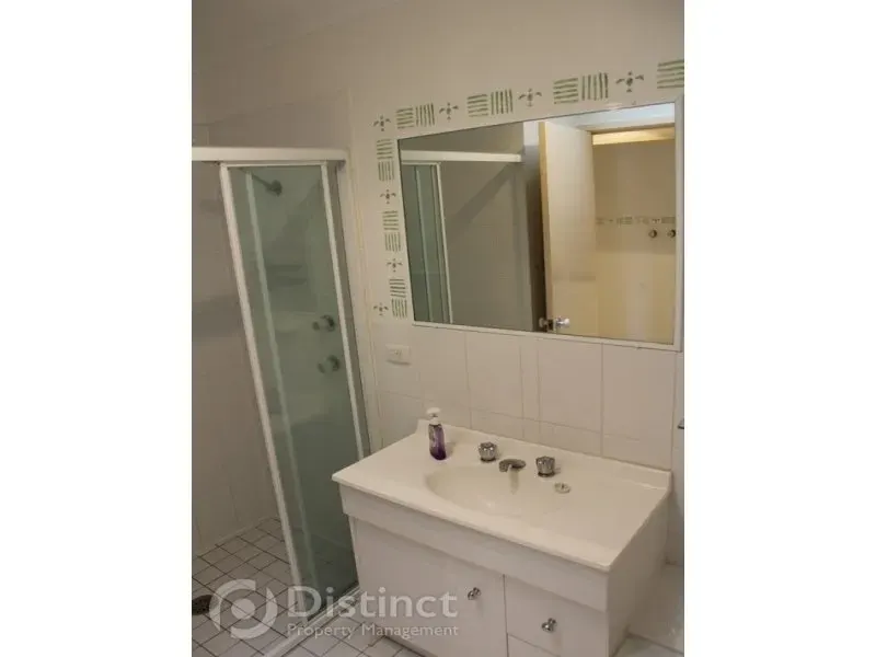 16 Riley Close, Ngunnawal, photo 10