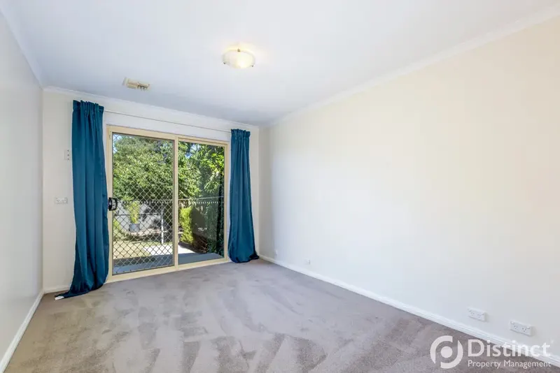 15 Piguenit Close, Lyneham, photo 7