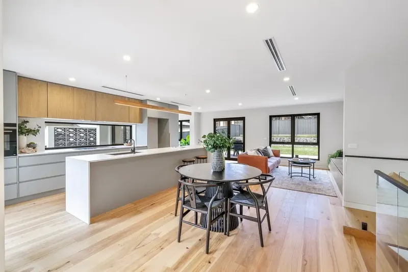36 Enderby Street, Mawson ACT 2607, photo 5