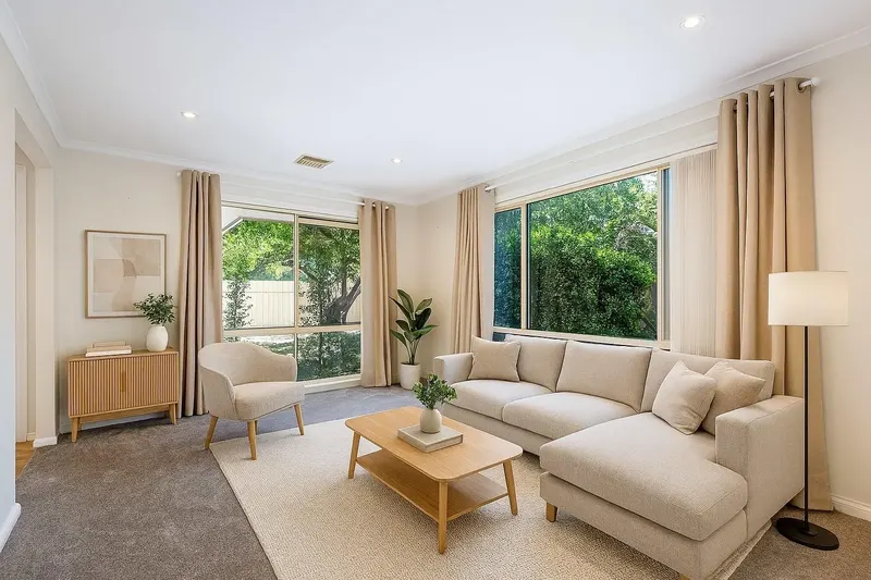 15 Piguenit Close, Lyneham