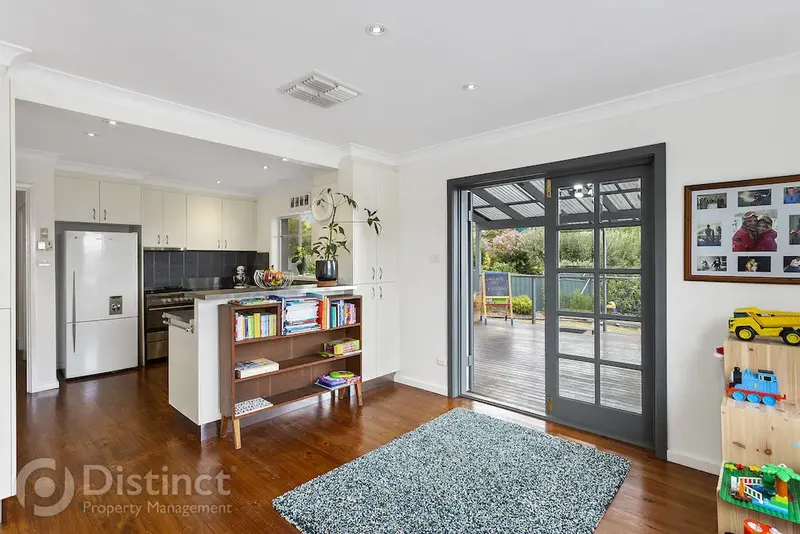 26 Gledden Street, Chifley, photo 4