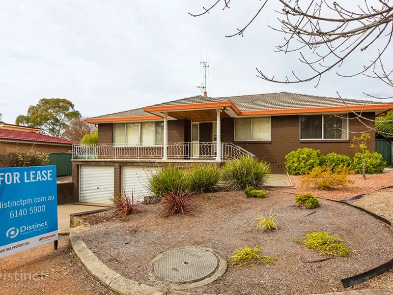 35 Tantangara Street, Duffy, photo 1