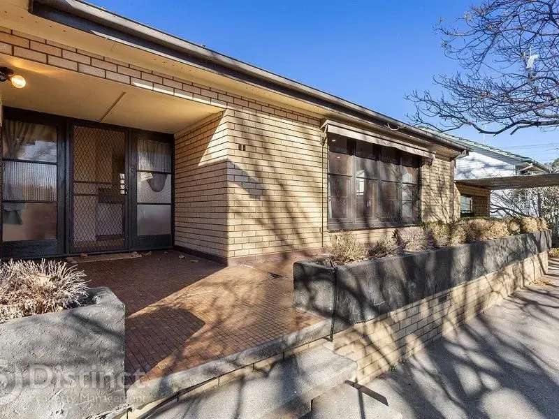19 Bundeela Street, Narrabundah, photo 9