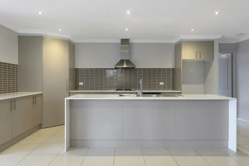 4 Thea Astley Circuit, Franklin, photo 1