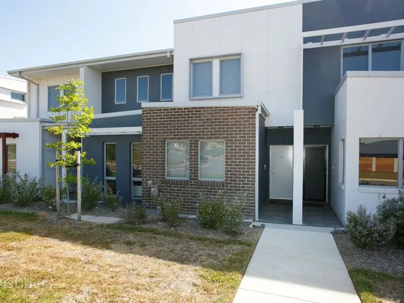 33/58 Max Jacobs Avenue, Wright, photo 1