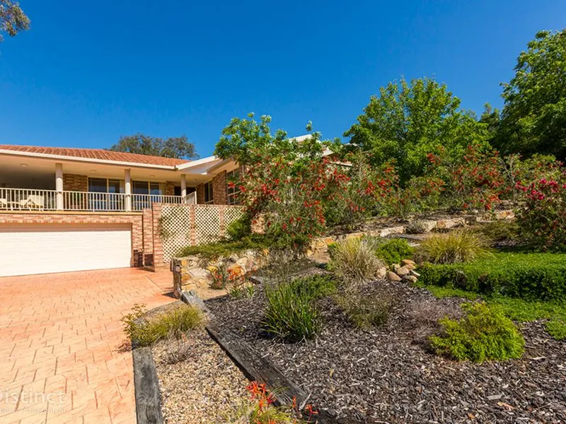 2 Camphorwood Close, Jerrabomberra, photo 1