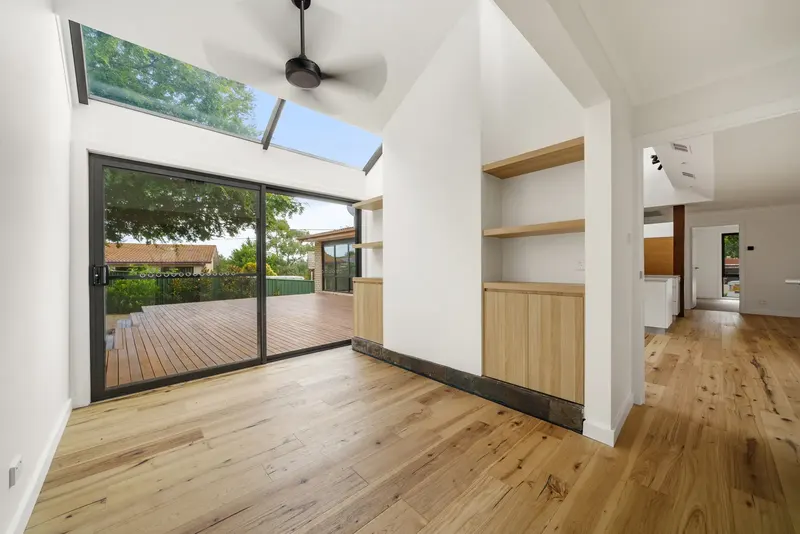 4 Achernar Close, Giralang, photo 9