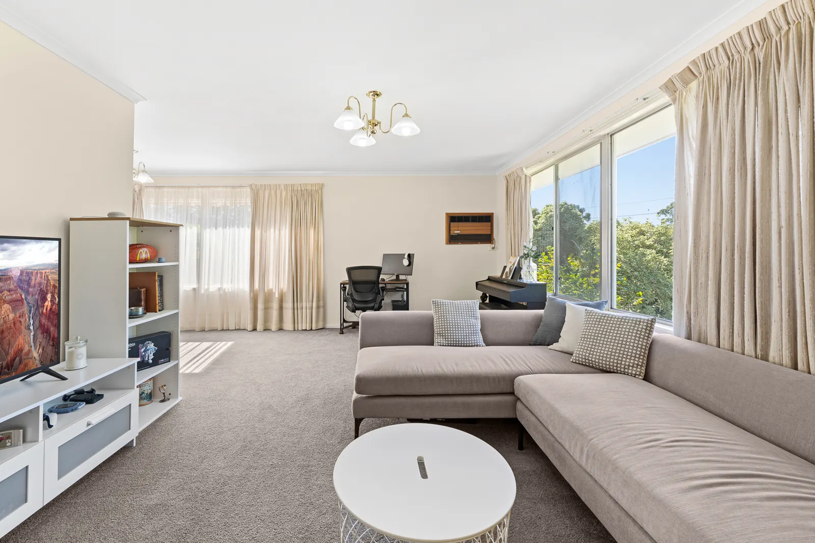 117 Copland Drive, Melba, photo 1
