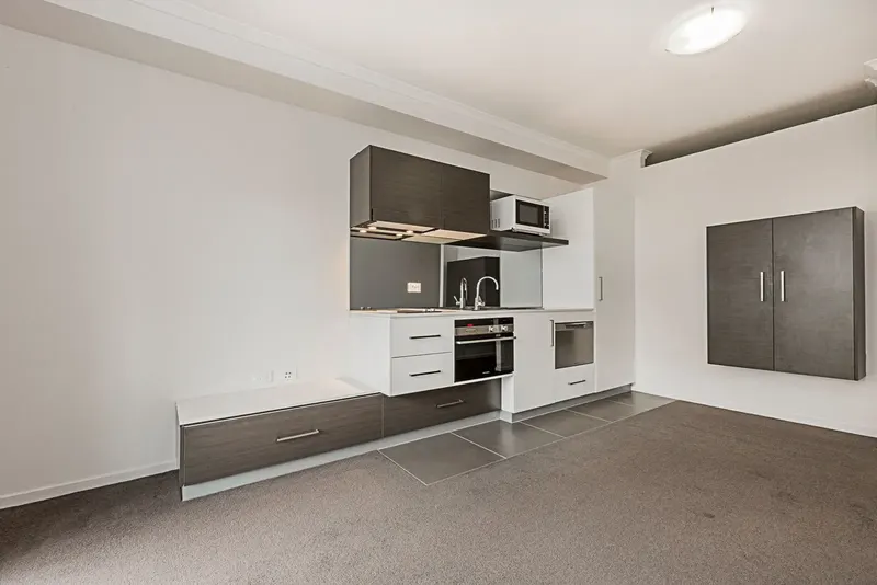 7/56 Cowlishaw Street, Greenway, photo 3