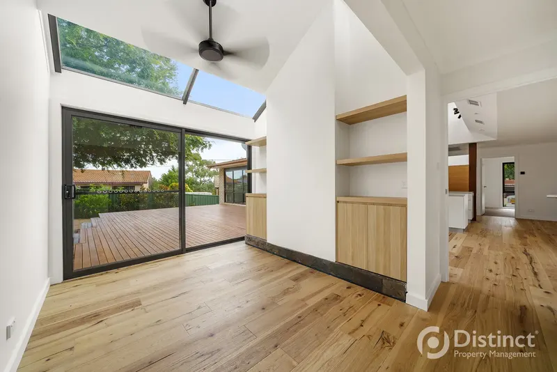 4 Achernar Close, Giralang, photo 11