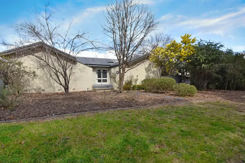 8 Legge Street, Downer, photo 12