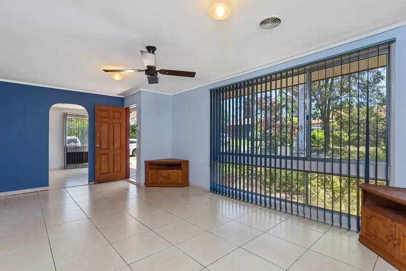 3 Snowden Place, Wanniassa, photo 2