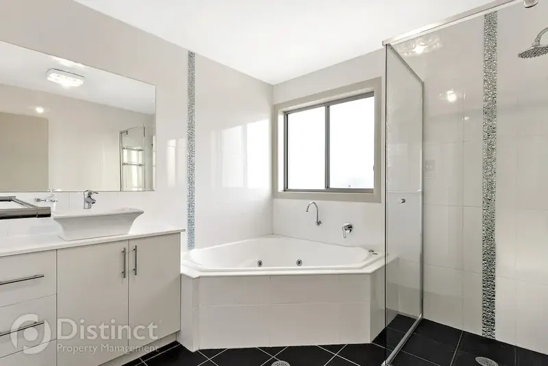 6 Allnutt Crescent, Forde, photo 11