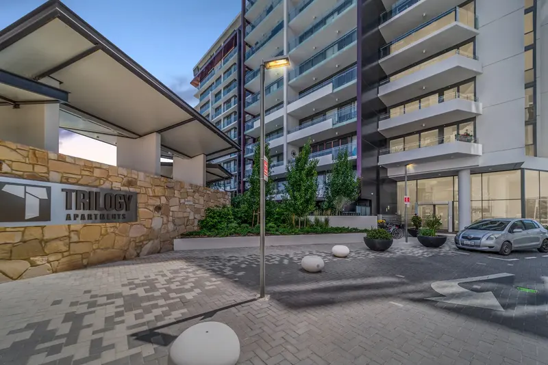 308/7 Irving Street, Phillip, photo 1