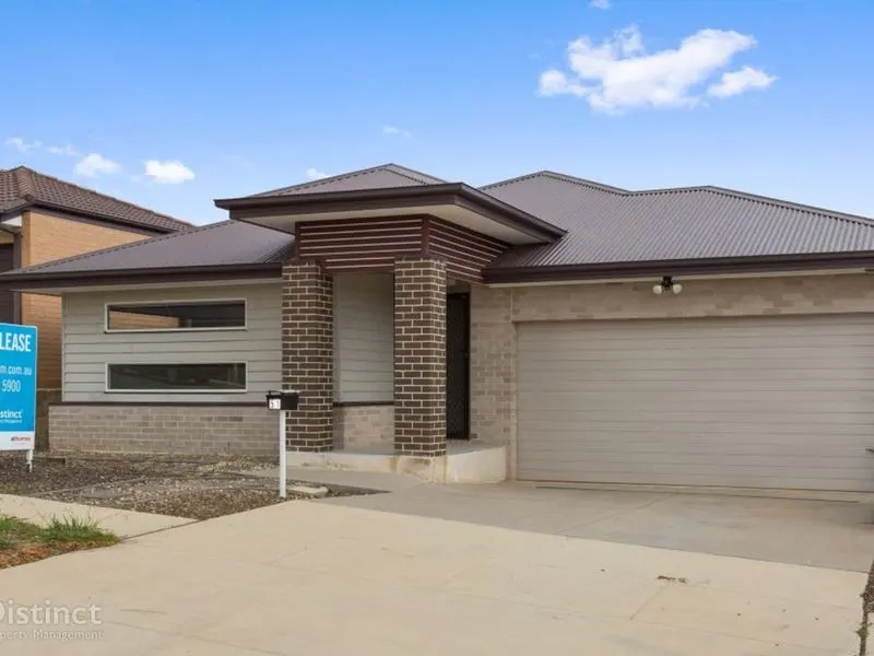 51 Clancy Mckenna Crescent, Bonner, photo 1