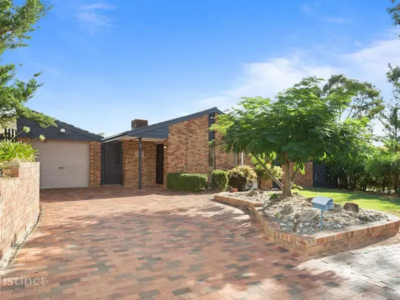 5 Gilday Place, Fadden