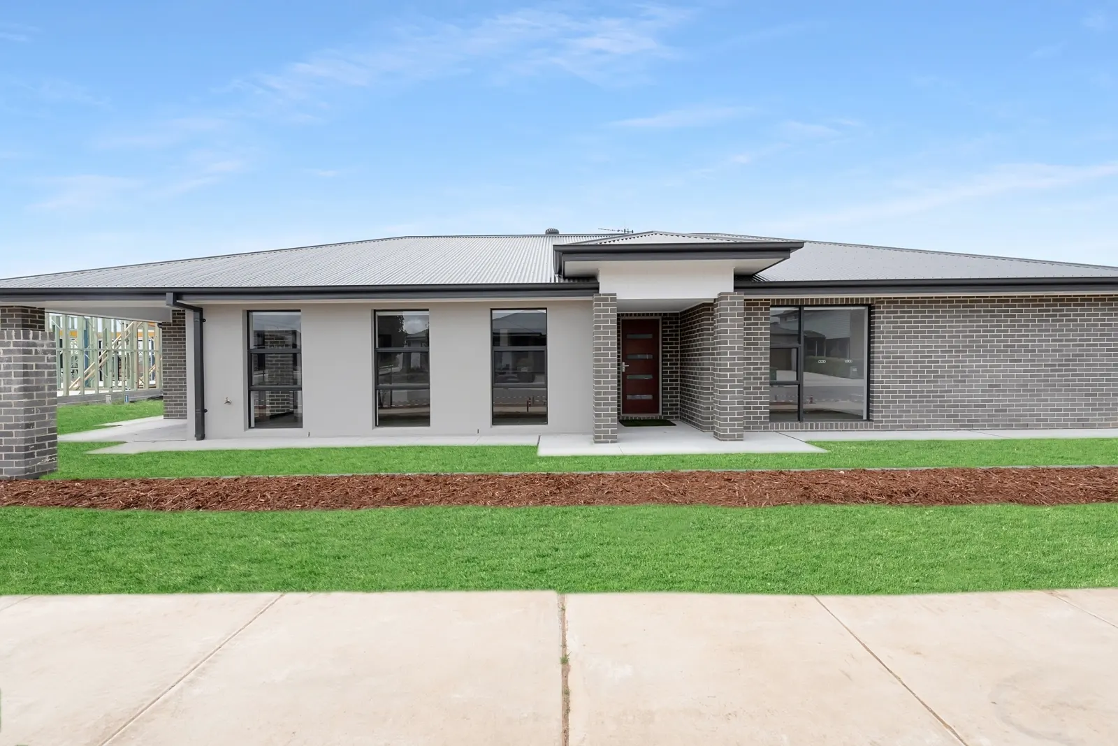 56 Zealie Bend, Googong, photo 1