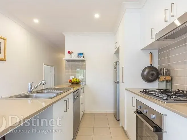 54 Lansdown Crescent, Casey, photo 3