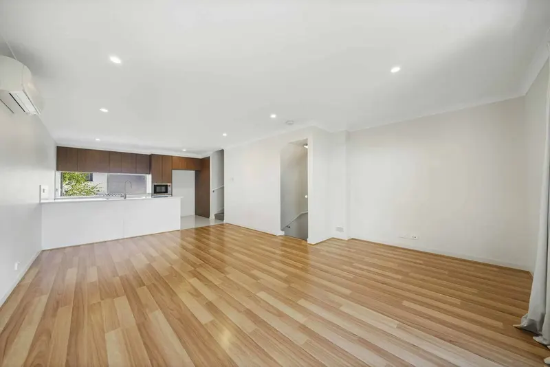 3/8 Henry Kendall Street, Franklin, photo 2