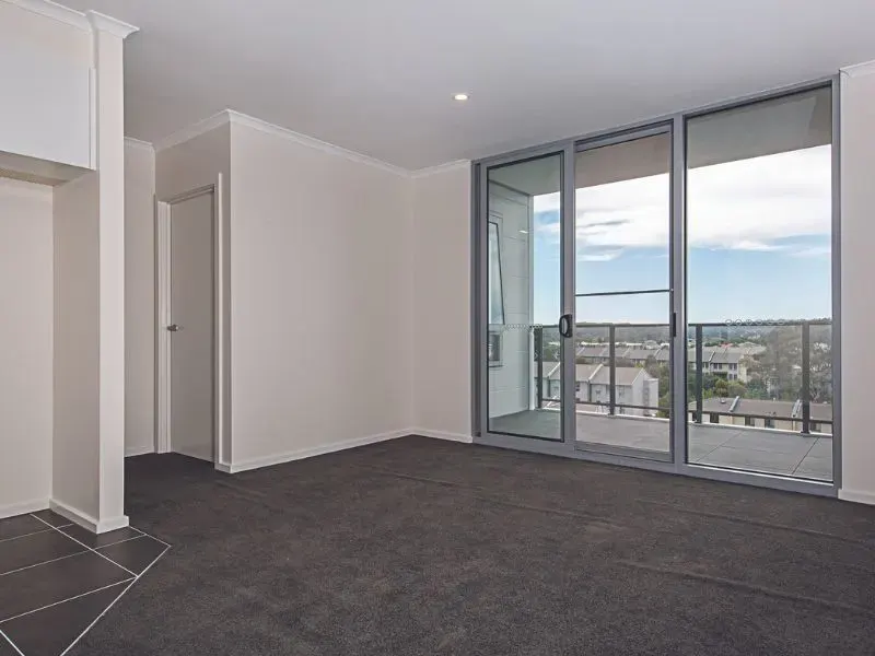 27/77 Gozzard Street, Gungahlin, photo 2