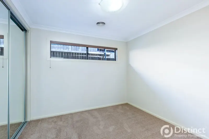 18 Hugh Gilchrist Street, Casey, photo 5