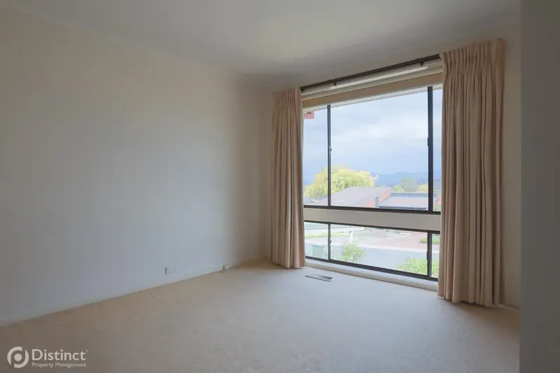 5 Simon Place, Kambah, photo 10