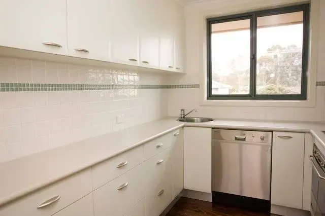 27 Broadbent Street, Scullin ACT 2614, photo 5