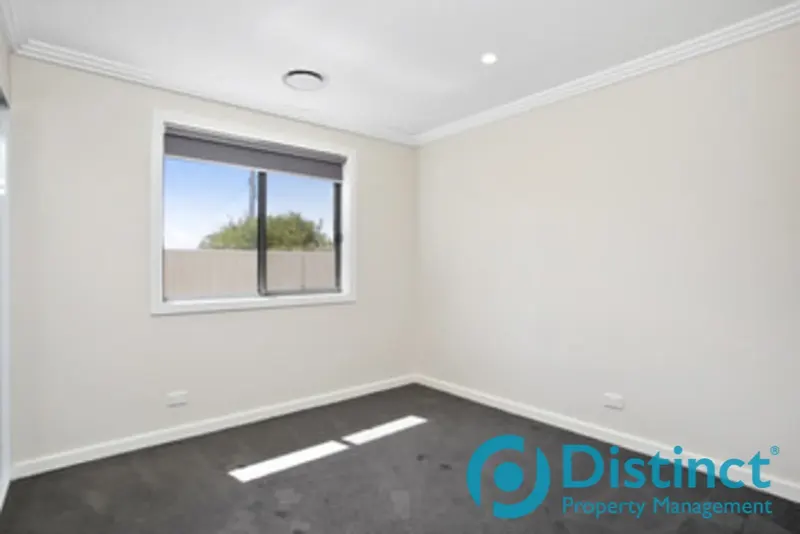 8b Kellway Street, Evatt, photo 12