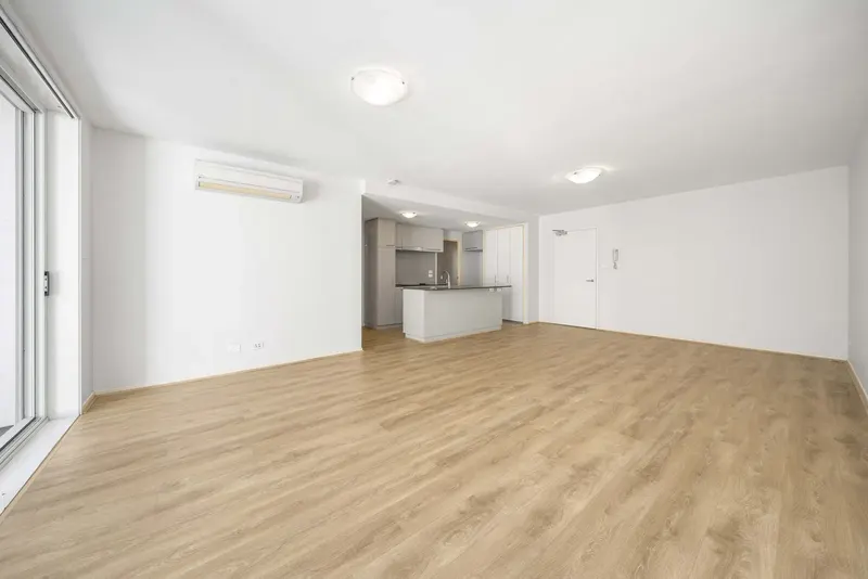 81/64 College Street, Belconnen, photo 4